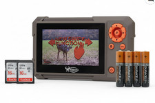 WILDGAME INNOVATIONS Trail Pad Swipe VU60 SD Card Viewer Batteries  2 SD Cards