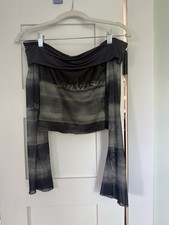 Edikted Green Set Size XS Off The Shoulder Shirt And Skirt