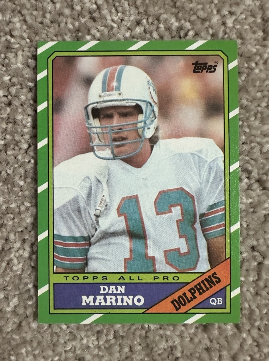 1986 Topps - #45 Dan Marino Miami Dolphins NM-MINT