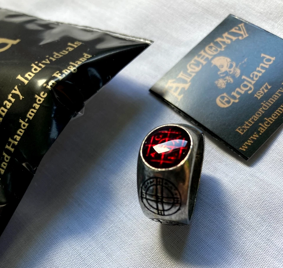 Anillo Talismán Alquimia Gótico Rojo Cabalístico Siglo Agla Peltre Talla 8 Nuevo Foto 4 de 4