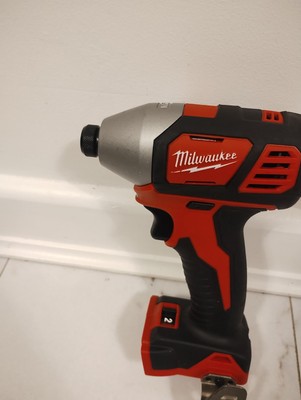 Milwaukee Schlagschrauber kabellos M18BID-0 18V kompakt robust LED nur Gehäuse
