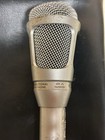 Shure SM82 Wired Dynamic Unidirectional Microphone w/ Shure Pouch, Silver — photo 3