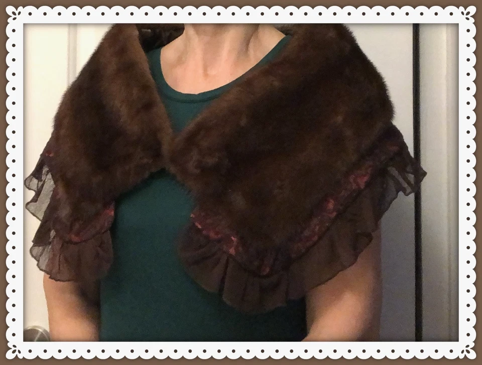 Mink Shoulder Wrap Fur Shawl Lined Satin Silk & Lace on Outer Contour 43" Long - Image 2 of 4