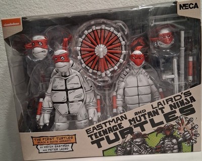 Eastman And Laird s TEENAGE MUTANT NINJA TURTLES The First Turtles Black & White