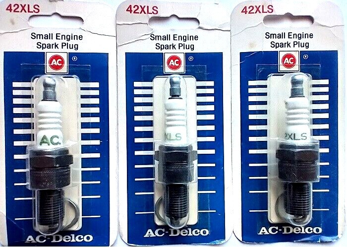 QTY OF 3 Small Engine Spark Plugs ACDELCO 42XLS