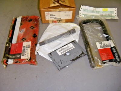 Mack 365SQ28 Truck U-Bolt Kit Renault 5000547875