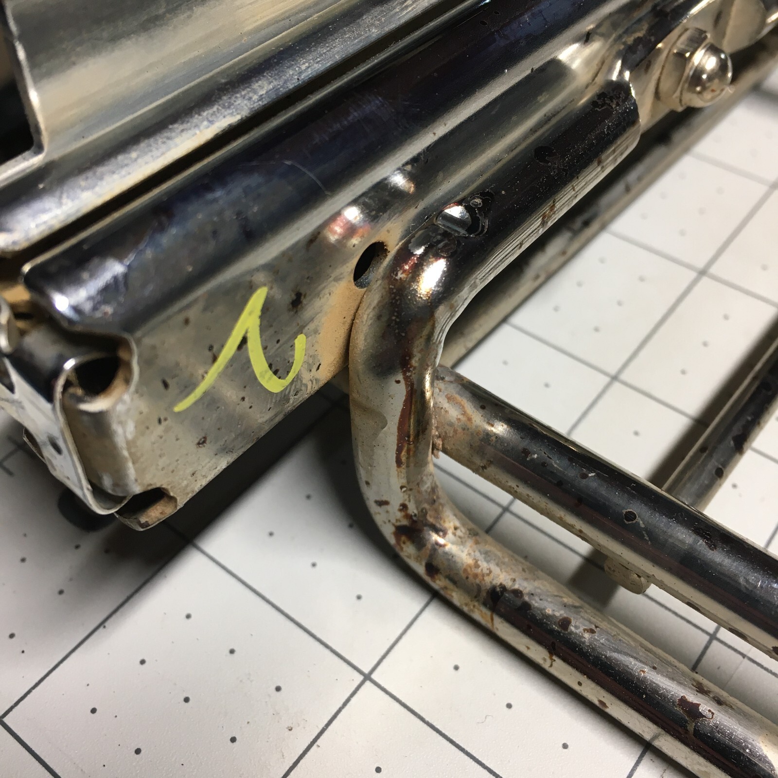 Dacor OEM 30" Oven Glide Rack 70161902 Stains Grease Approx 24"x15.5