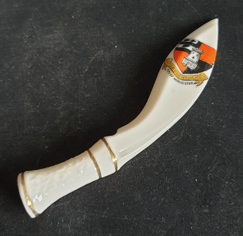 WW1 British Crested China Gurkha's 'Trusted Mate' With a City of Worcester Crest - Picture 3 of 10