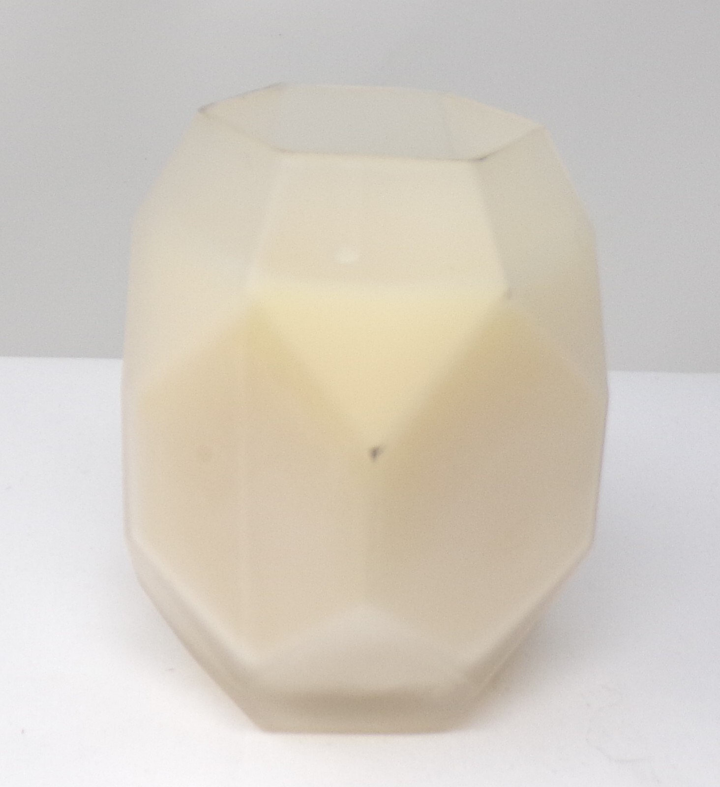 Northern Lights BeesWax Candle Clover & Honey 7.5oz *SKU7-2*