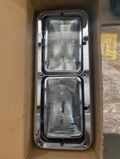Dual Square Headlight Assembly For Big Rig Trucks Dual Square Headlight Assembly For Big Rig Trucks