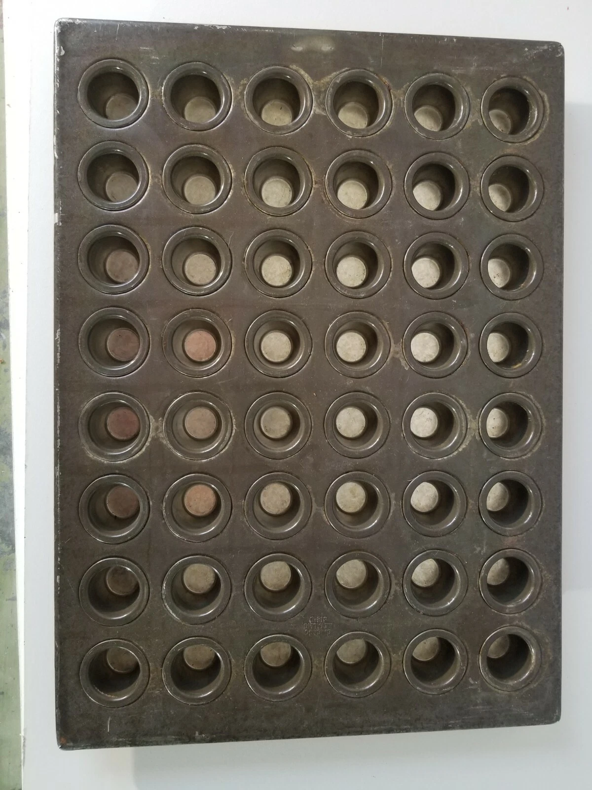 Vintage CHICAGO METALLIC 518 D Petite Muffin Cupcake Pan 17.5" x 13.5" metal