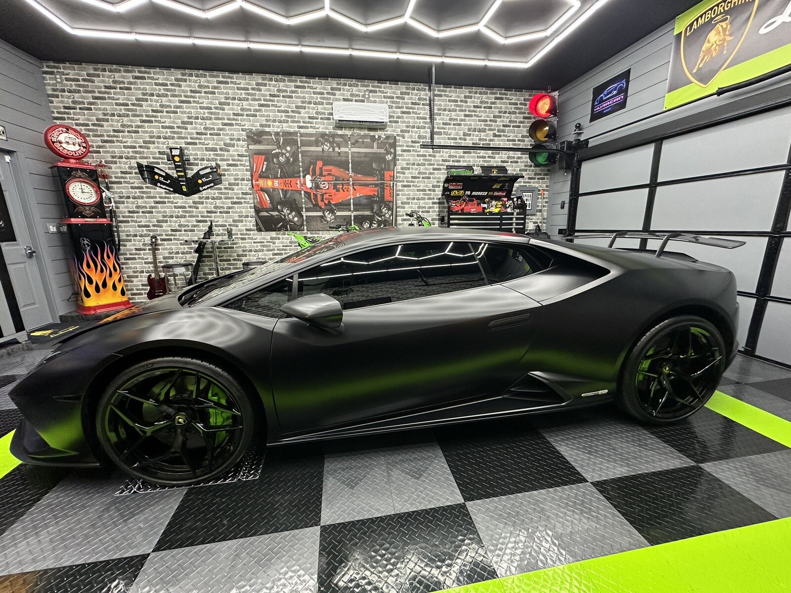 20" 21" ALT12 Forged Gloss Black wheels for Lamborghini Huracan Concave