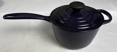 Le creuset Aubergine Purple Signature Saucepan 1.75 Quart Size 16