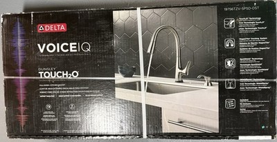 *RARE* Dunsley Single Handle Pull-Down Kitchen Faucet with Touch2O  and VoiceIQ 