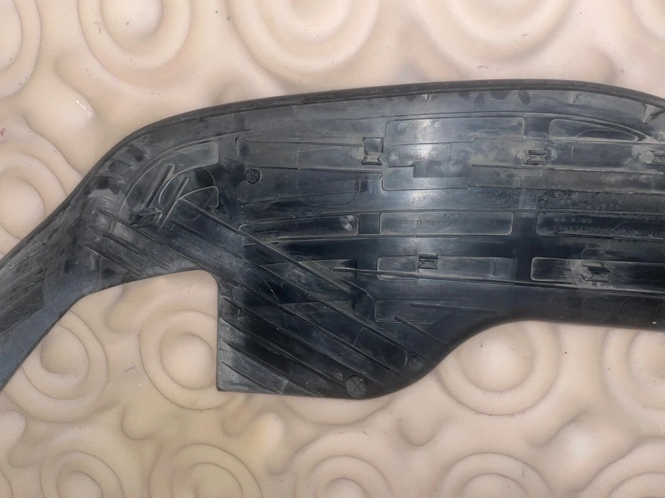 Almohadilla de paso trasera izquierda GMC Chevy 5.3 OEM Yukon, Tahoe, Silverado, suburbana Foto 2 de 4