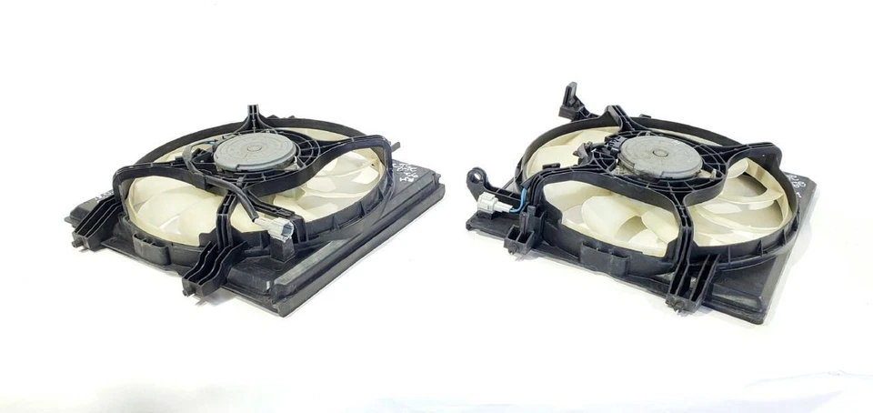 Subaru XV Crosstrek 2013 2017 OEM par de ventiladores condensadores de radiador  Foto 2 de 4