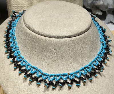 Robert Rose Necklace  Turquoise Black Woven Glass Seed Bead Choker Lot 93A