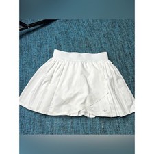 Alo Yoga Aces Tennis Skirt in White Women's XS/Small Pickleball Pleated Skort