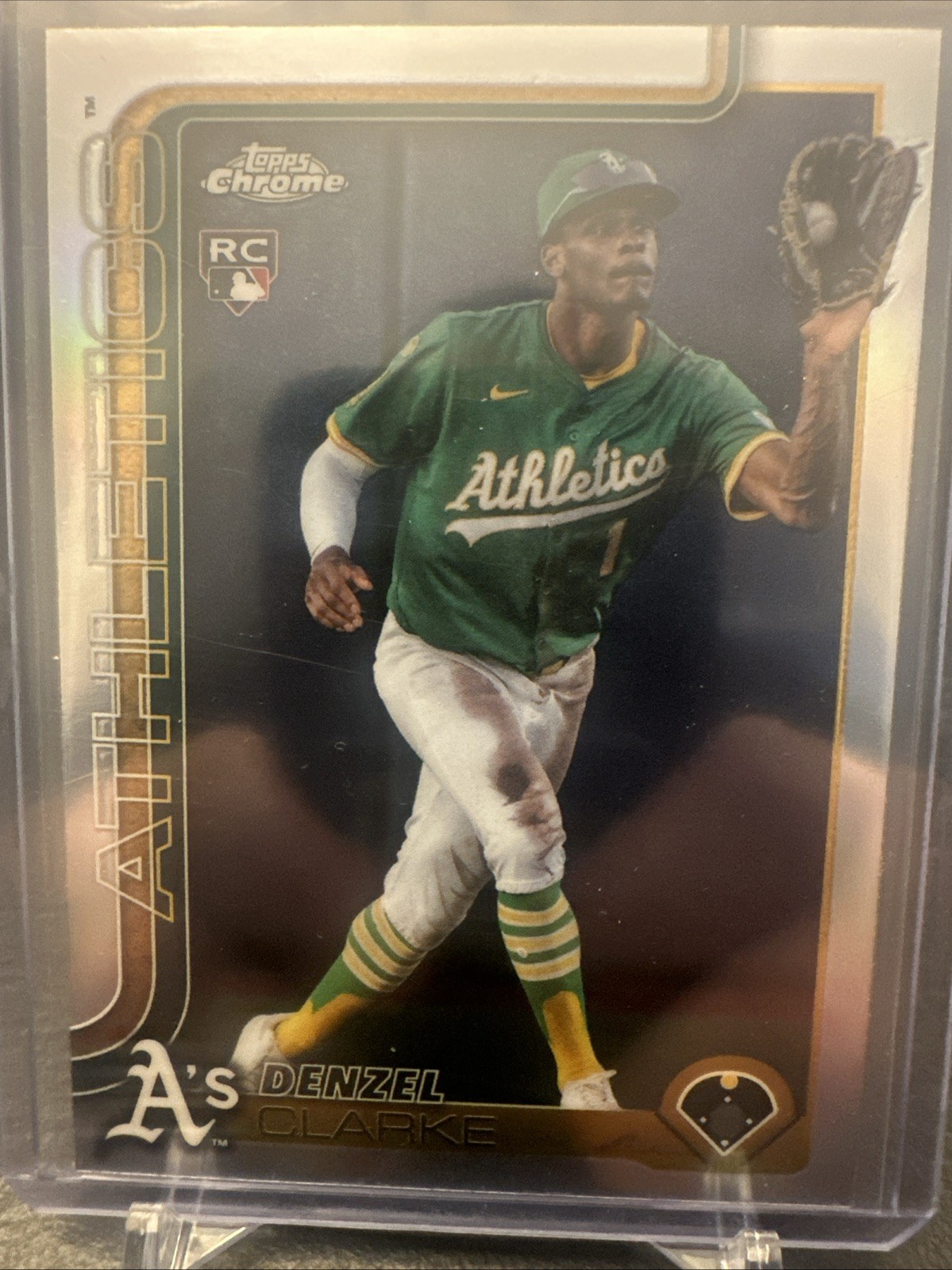 2025 Topps Chrome Update Series - Denzel Clarke #USC15 Refractor (RC)