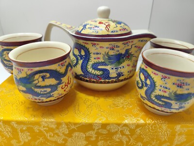 Chinesisches Teeservice Flying Dragon