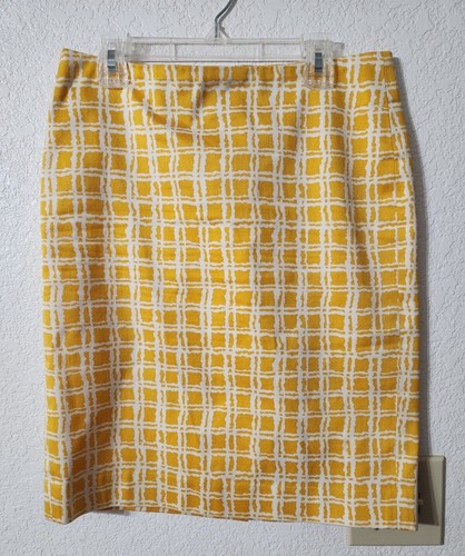 Talbots Skirt Yellow and White Checked Business Pencil Size 2 Petite Lined