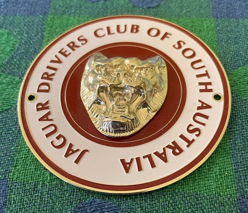 GRILLE / CAR BADGE - JAGUAR DRIVERS CLUB OF SOUTH AUSTRALIA