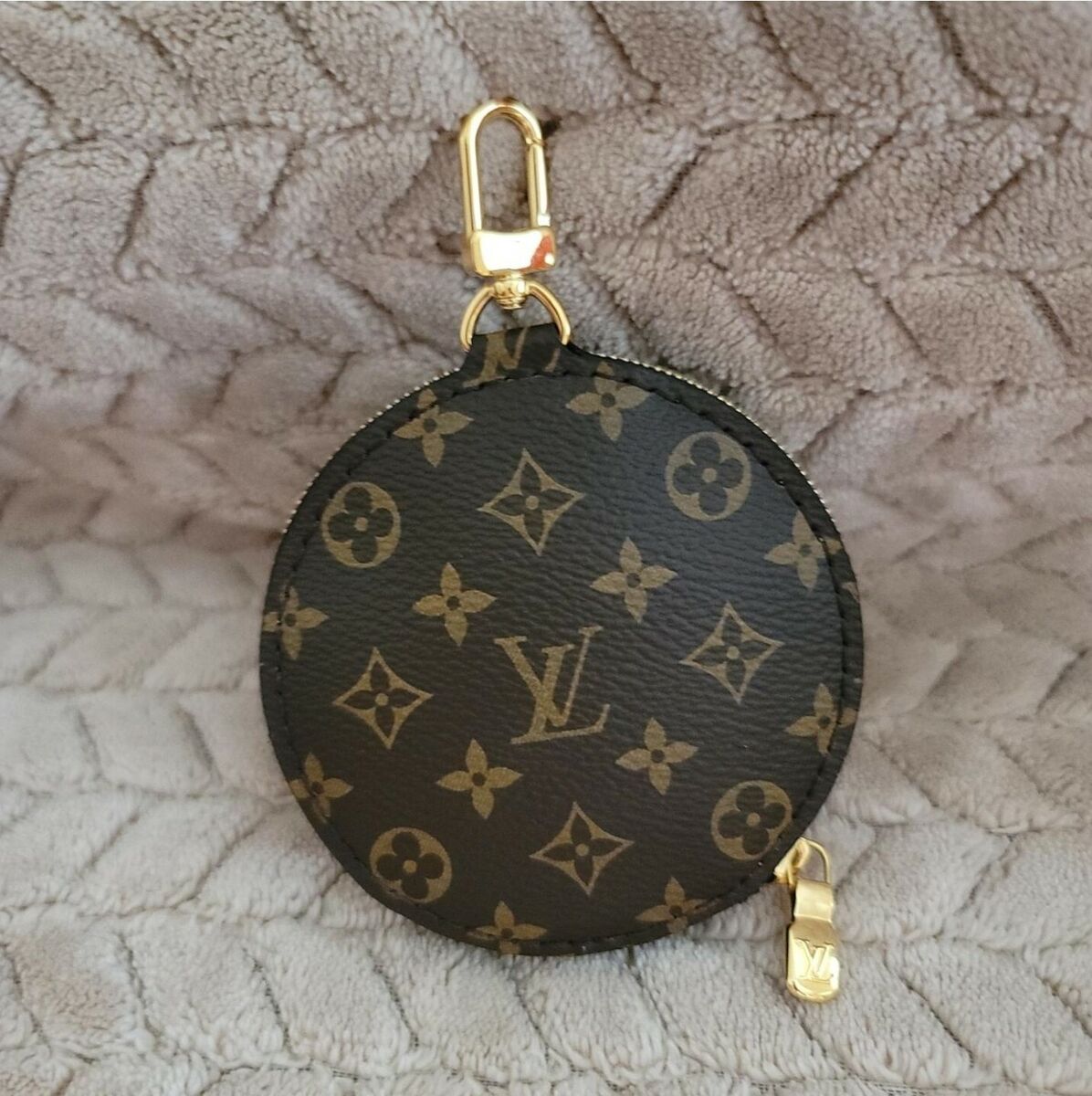 Louis Vuitton Silver Metallic Lockit Mini Handbag Keychain Bag