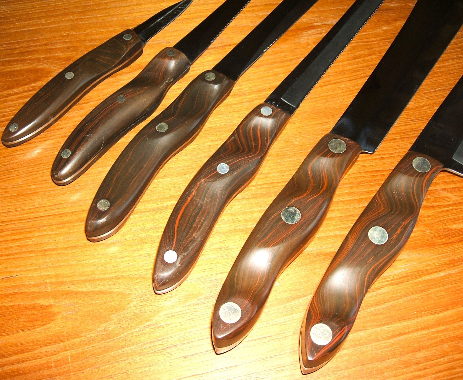 CUTCO VINTAGE 7PC LOT KNIVES 1025 1024 1023 1022 1021 1020 HOLDER MADE