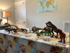 Collection of 22 Dinosaur Toys - all in good condition, some make noise