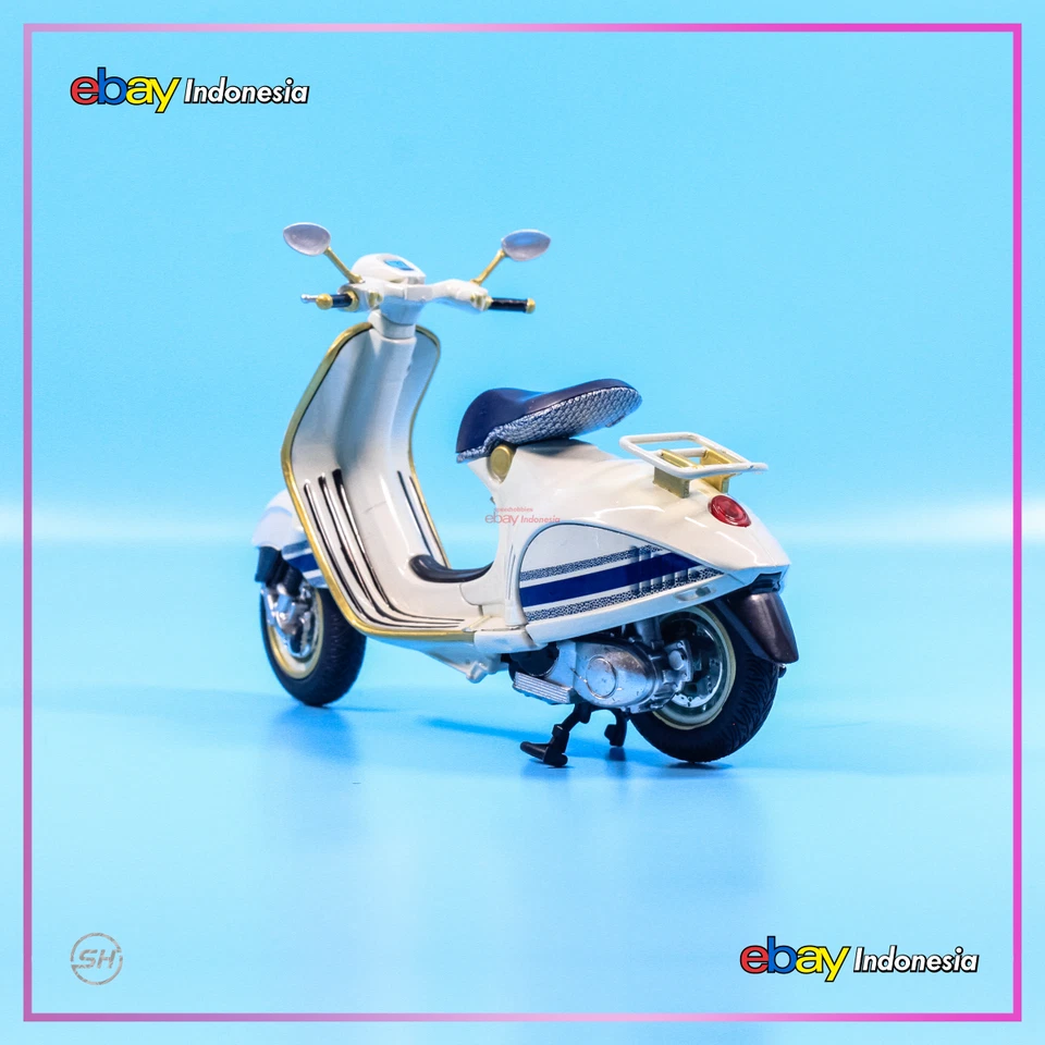 NewRay Custom Vespa 946 Bellissima White CD Diecast Scooter Bike 1:12 - Image 4 of 4