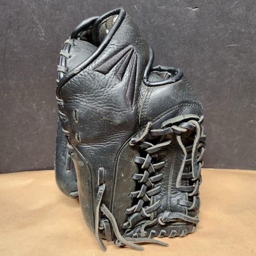 Easton Blackstone Series 11.75" Baseball Glove Select Cowhide BL1176 eBay