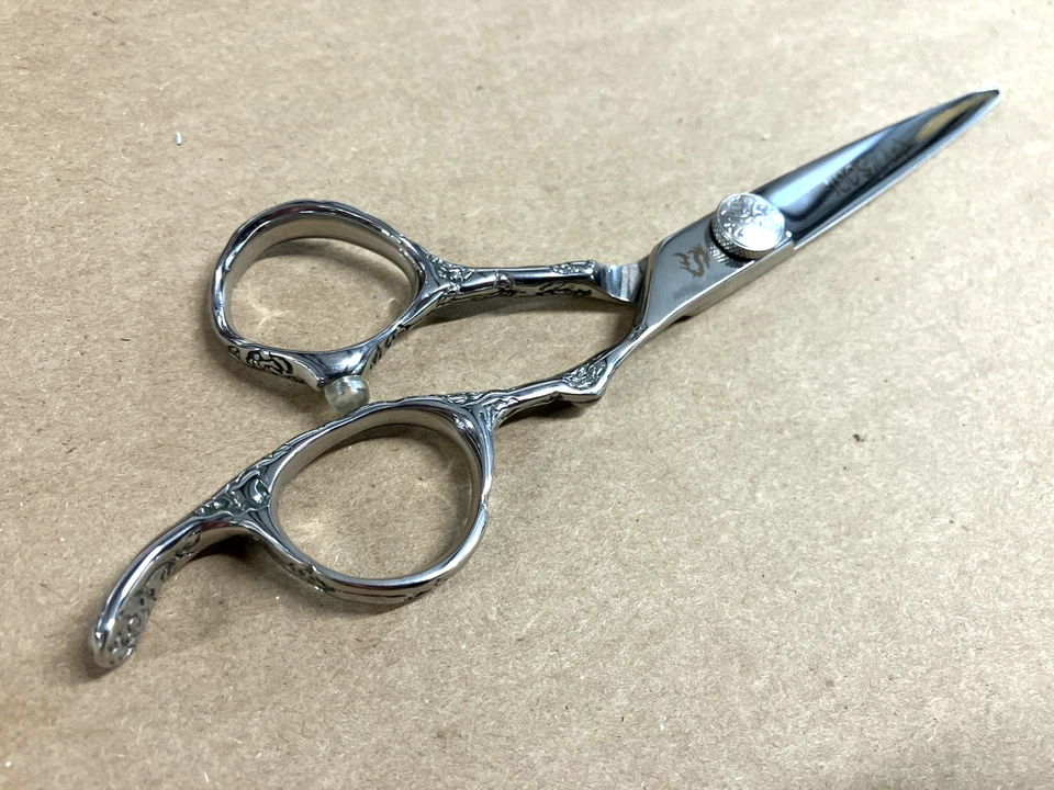 Kamisori Professional Shears Diablo 5.5 inch - Refurbished - Image 2 of 3