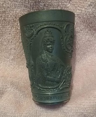 Coronation of King Edward VII and Queen Alexandra June 26, 1902 cup 3 1/2'' tall