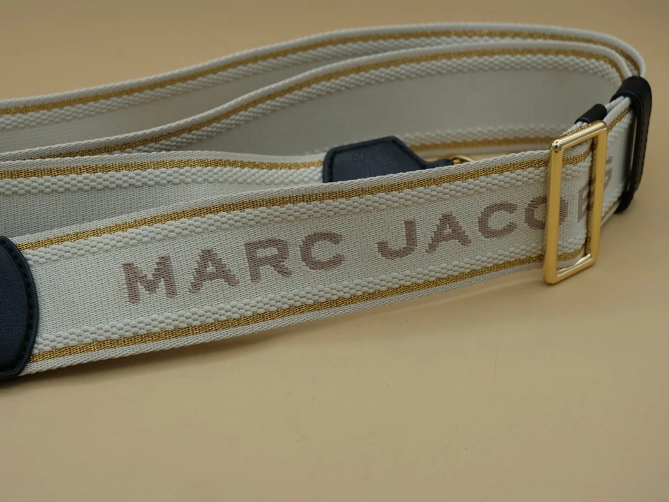 Cartera con correa Marc Jacobs The Logo Foto 2 de 4