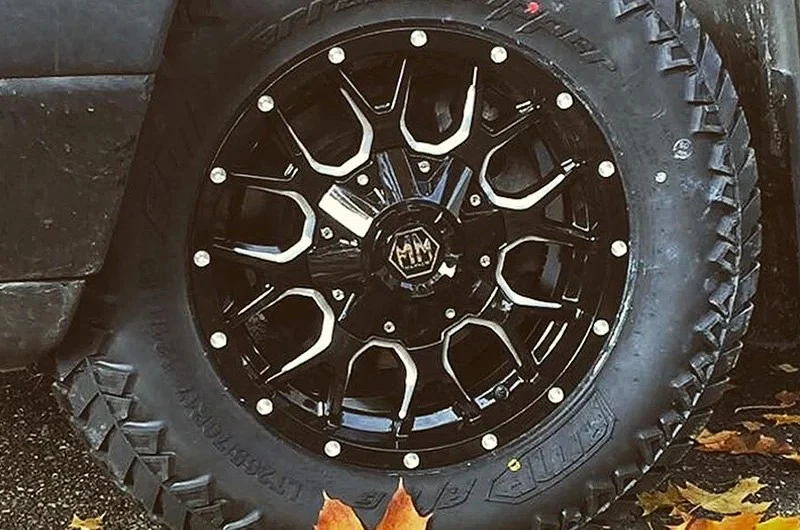 Mayhem 8015 WARRIOR Wheels 17x9 (-12, 8x165.1, 130.8) Black Rims Set of 4 Foto 3 de 4