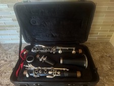 Selmer Omega Bb Clarinet Student Beginner Instrument w/ Case Pre-Owned