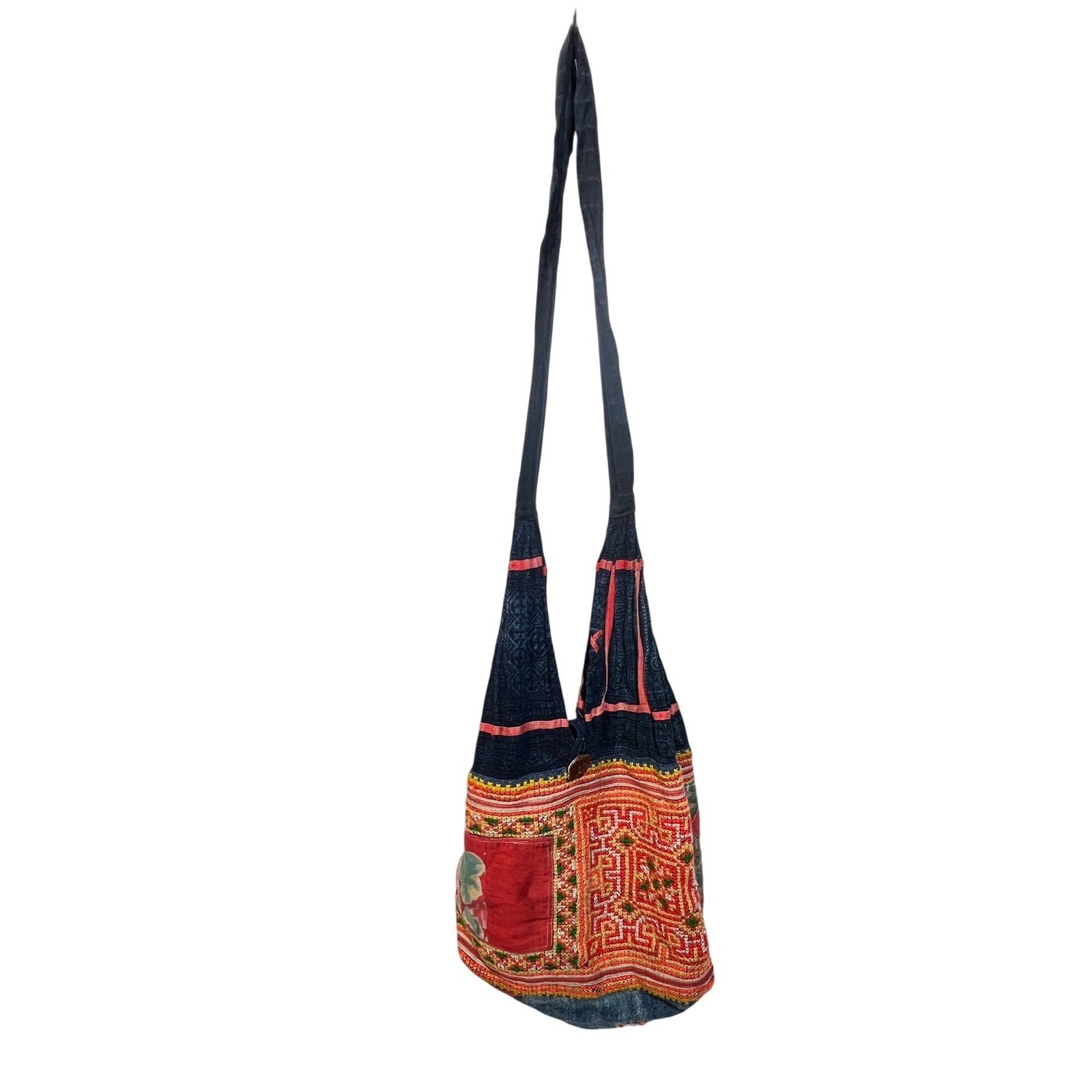 Handmade Boho Patchwork Embroidered Hobo Bag Elep… - image 1