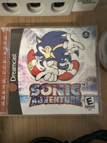 SEGA Dreamcast Console - White With Controllers Games And A Memory Card