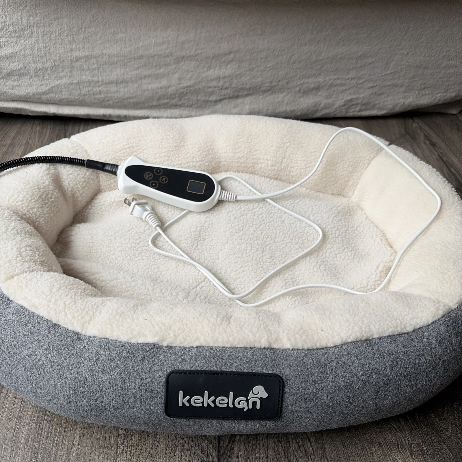 Heated Pet Comfy Sherpa Cozy Bed Grey and Cream TESTED
