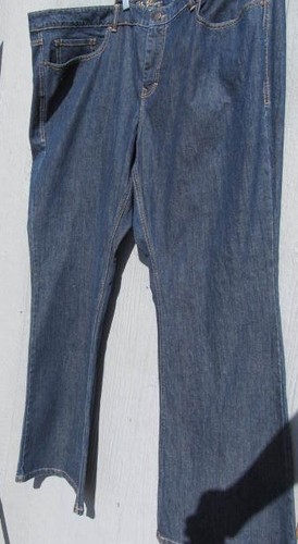 Women's Old Navy The Flirt plus size jeans 26 Plus Long Retails $35 - Picture 3 of 5