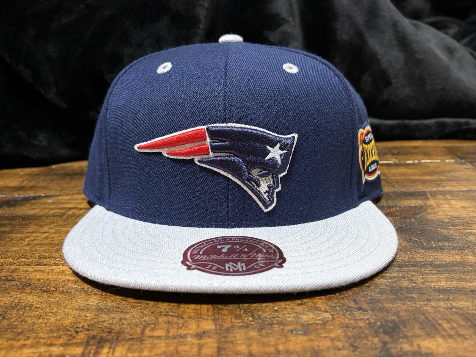 New England Patriots Super Bowl 38 Navy Gray Fitted Hat 7 3/4 by Mitchell & Ness