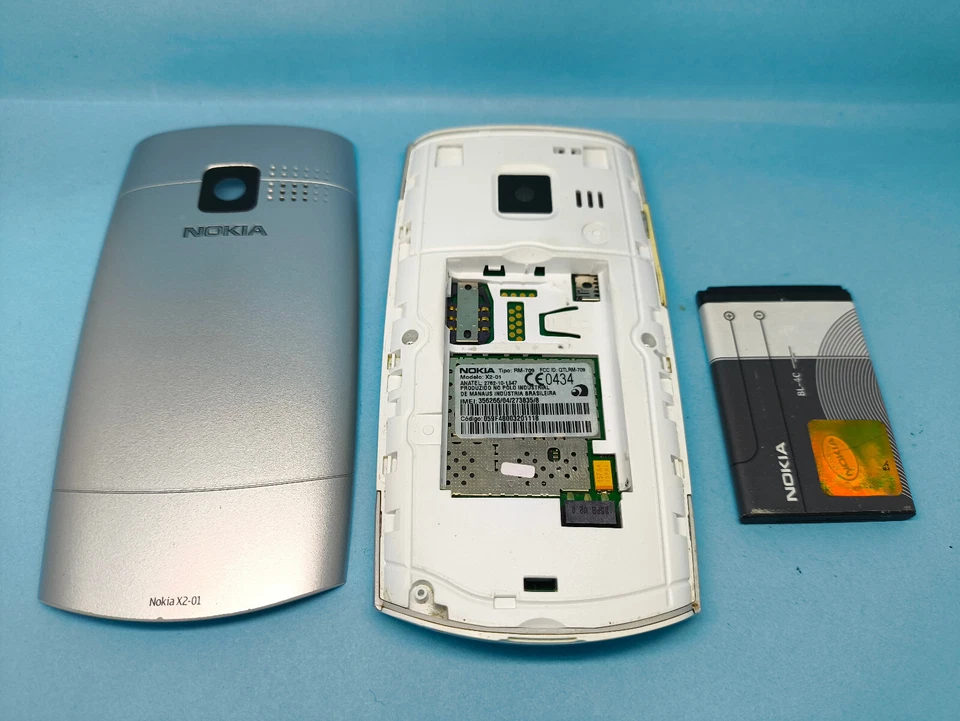 Nokia X2-01 Unlocked Mobile Phone Good Condition - Image 4 of 4