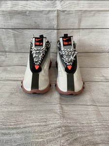 react runner mid wr ispa white light crimson