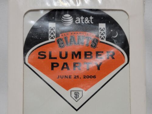NUEVO paquete de cartas de juego de fiesta de pijamas de 21 de junio de 2006 de los Gigantes de San Francisco sellado SF - Imagen 2 de 5