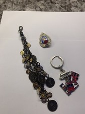 Queen Elizabeth The 2nd Purse Charm Tag London Keychain & Queen Elizabeth Brooch