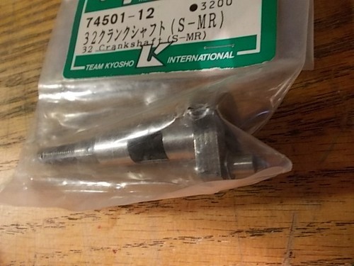 74501-12 .32 Crankshaft (S-MR) - Kyosho GT32S-MR Marine Nitro Engine - Picture 5 of 5