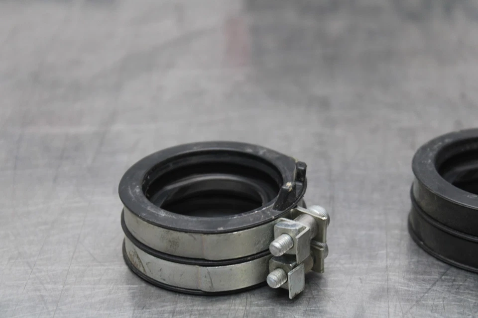 JUEGO BOTAS ADMISIÓN AIRE YAMAHA FZ07 14-17 PAR BB766 Foto 4 de 4