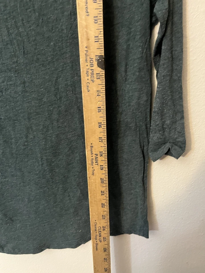 H & M разделенный зеленый туника верхняя рубашка женщин размер 2 текстурированный 3/4 рукав круглый вырез - Изображение 4 из 4