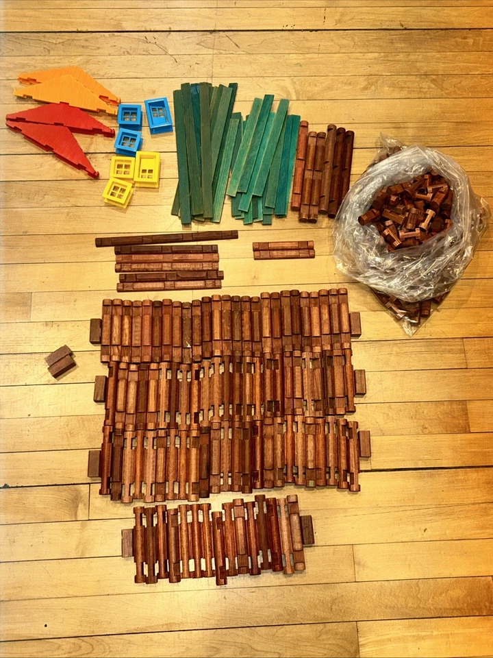 300 Pc Wood Lincoln Logs Roof Slates 1,2, and 3 Notch Logs Windows Doors - Image 3 of 4