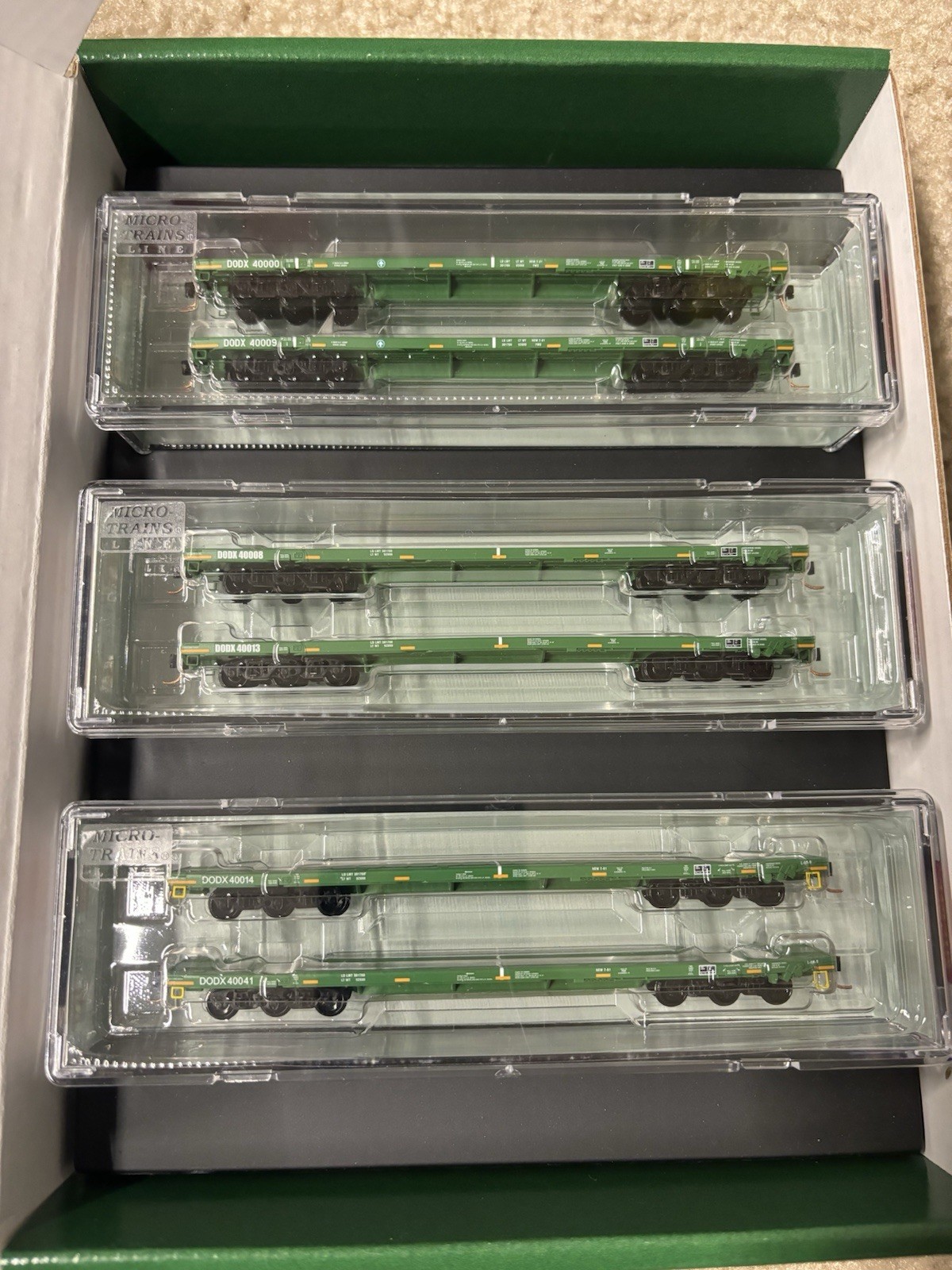 Micro Trains 99301611 - DODX Flat Car Set - Cascade Green - Set Of 6